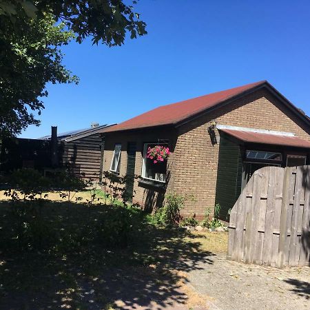 Bungalow Halfweg Ballum Exterior photo